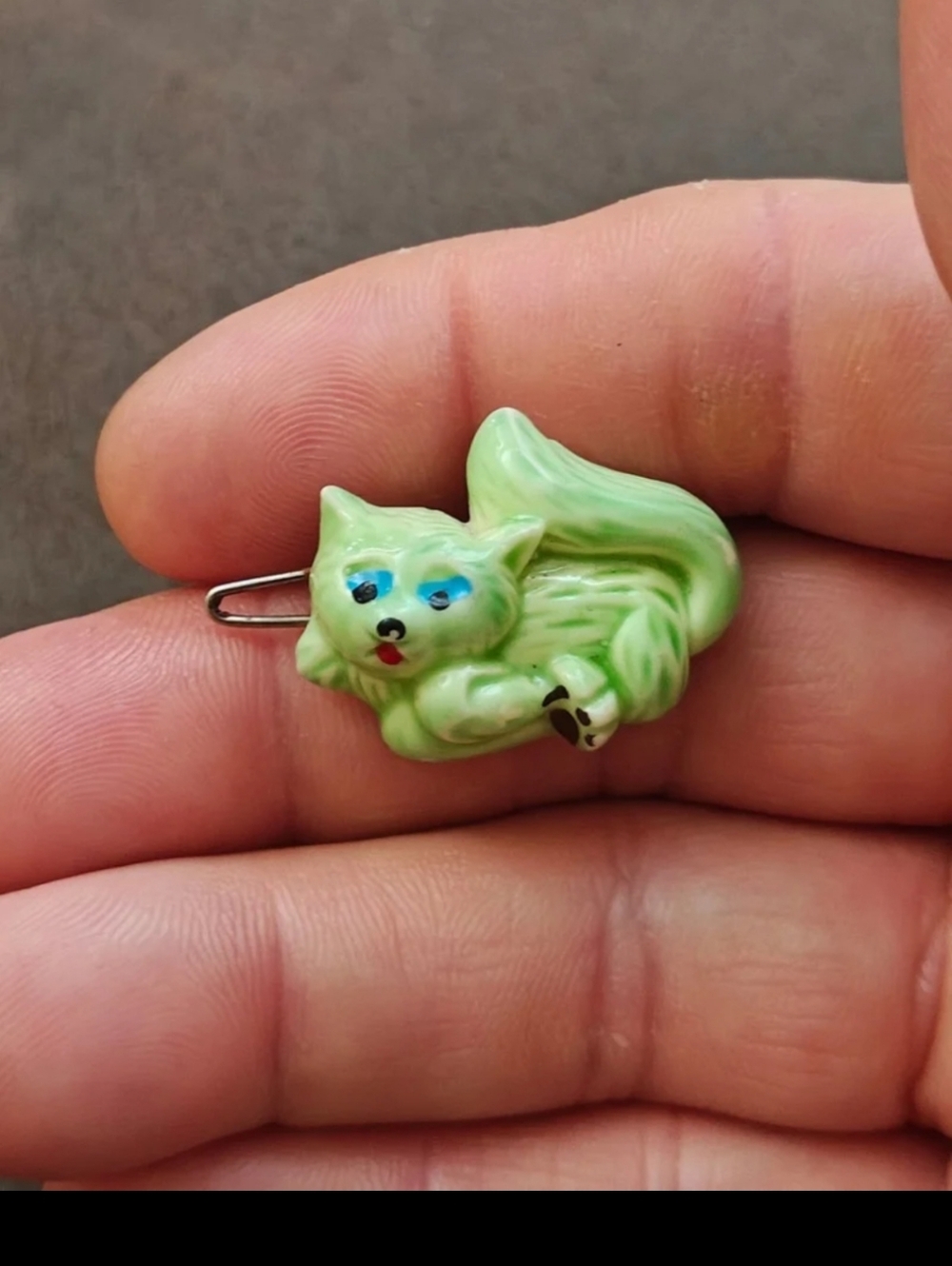 1980s Green Cat Hard Plastic Barrette - Picture 3 of 10